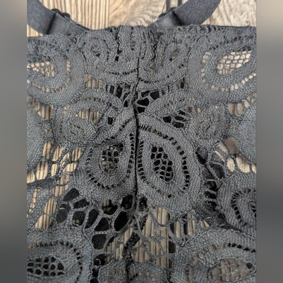 Pink The Lace High Neck Push Up Bra Large In Excellent Condition - Picture 3 of 9